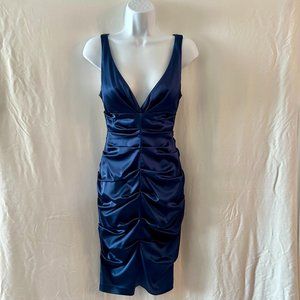 Xscape Navy Blue Size 4 Ruched Low-Cut Dress